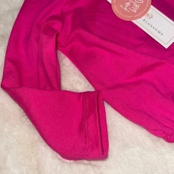 PINK Livee Long Sleeve Girls Onesie - Picture 7 of 9